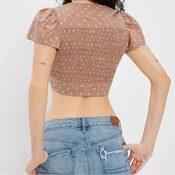 NWT | American Eagle Outfitters | Smocked Tie-Front Blouse - Size S - Picture 2 of 6